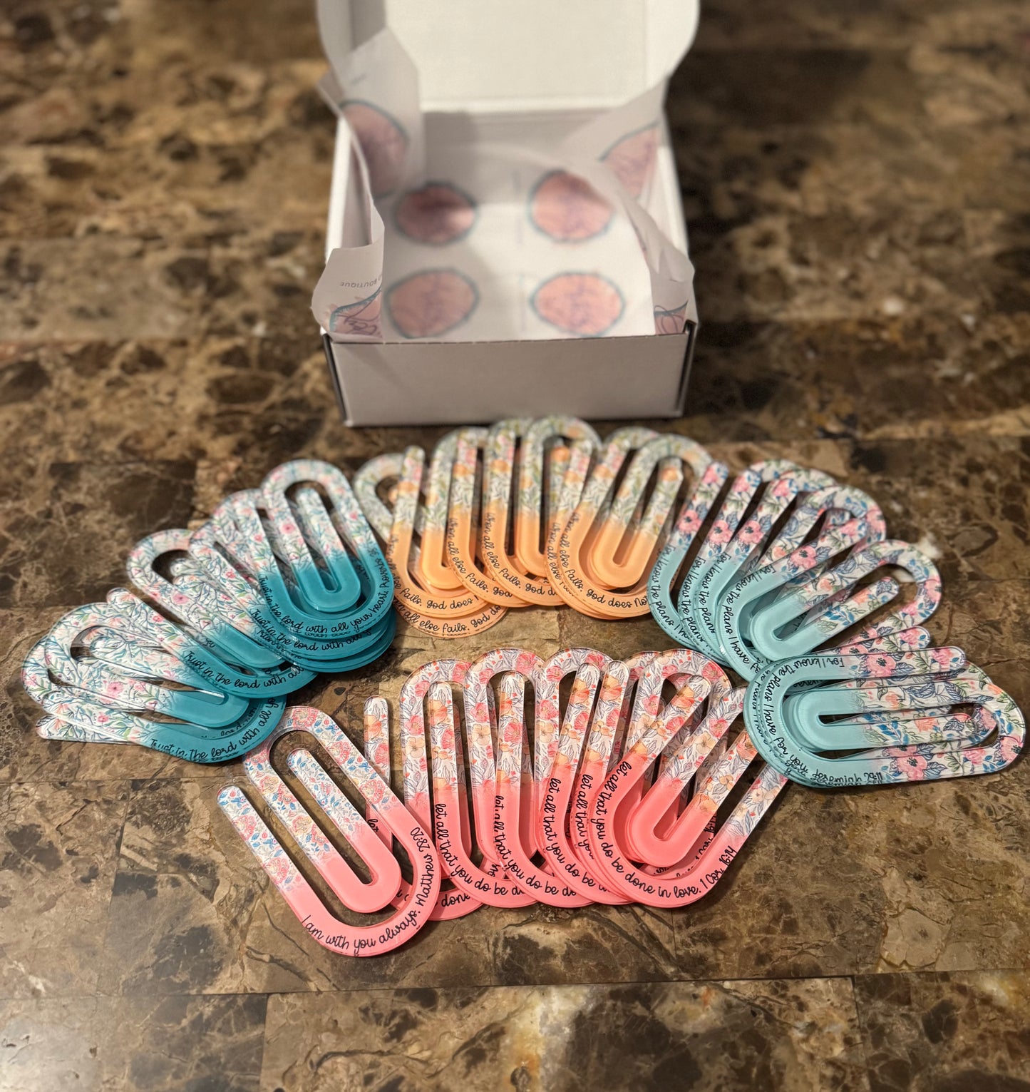 Customized Large Acrylic Paper Clip