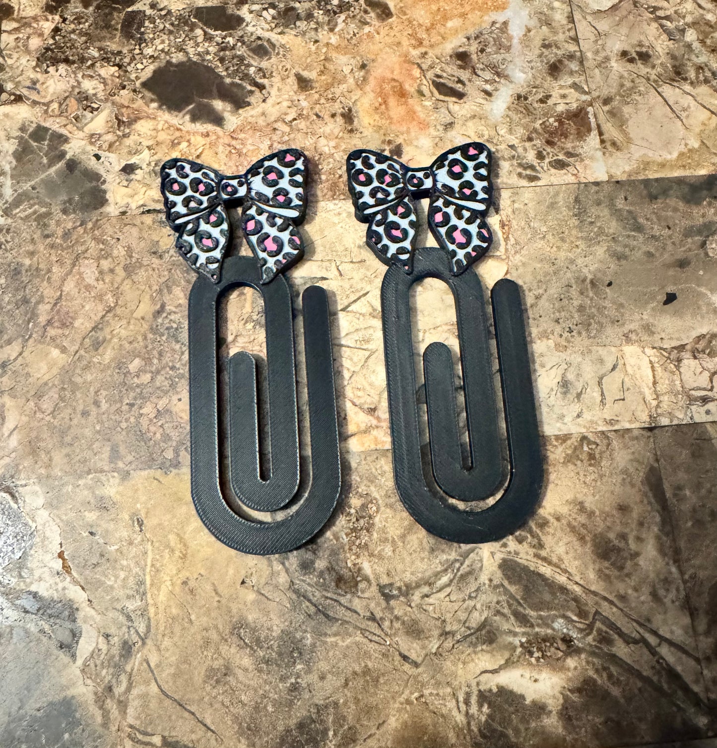 (RTS) Bowtiful Leopard- 3D Printed Jumbo Paper Clips Bookmarks