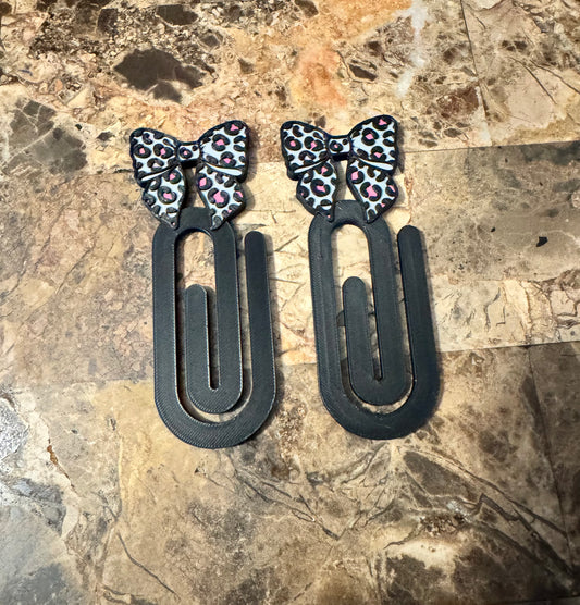 (RTS) Bowtiful Leopard- 3D Printed Jumbo Paper Clips Bookmarks